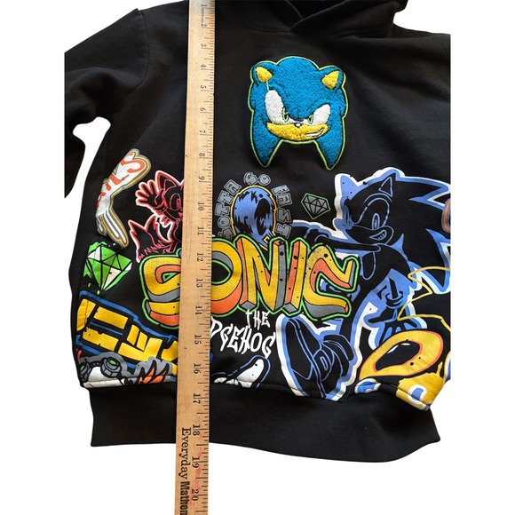 Sonic the Hedgehog Kids Black Graphic Hoodie Shadow Knuckles Size 10/12 SEGA - Picture 6 of 8